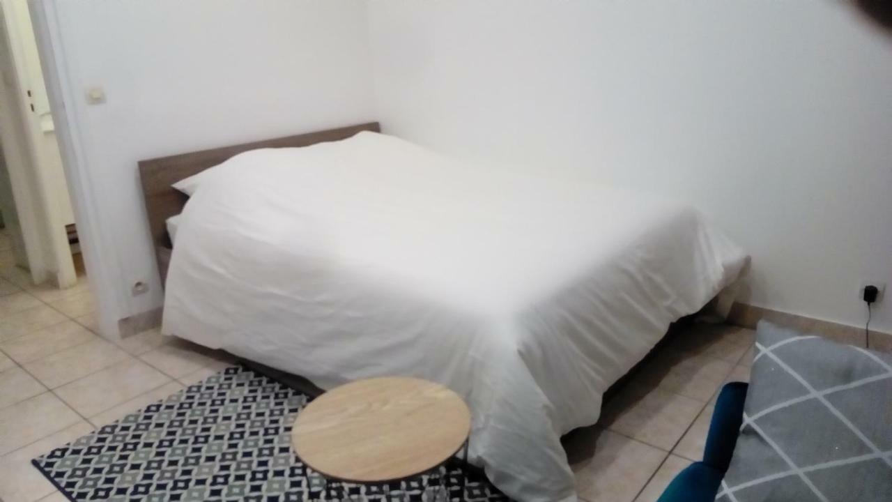 Appartement Aad1 Clamart 200 M Du Tramway T6 St Pave Blc Avec Cuisine Separee 外观 照片